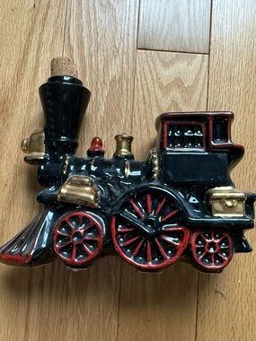 Ceramic Black & Red Train Bottle Stopper